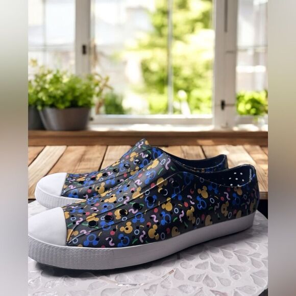 NATIVE Shoes Disney Parks Mickey Mouse UNISEX Adult Mens 12 Womens 14 - Picture 4 of 16